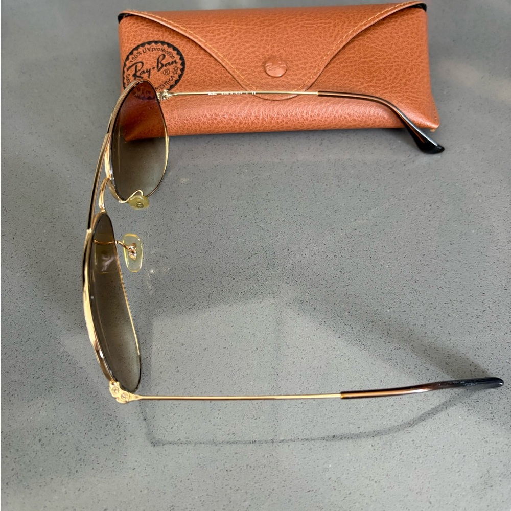 SOLD💚RayBan aviators - Picture 3 of 3